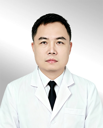 曾小军医生照片